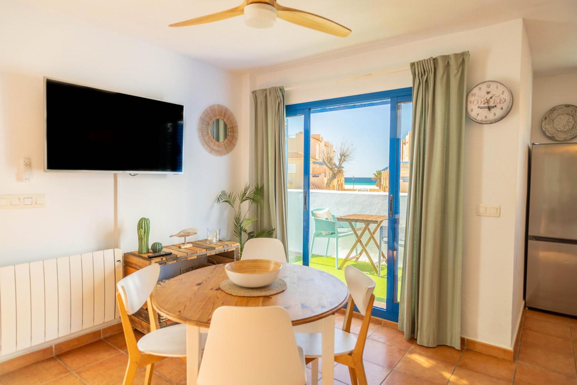 Tarifa Cozy House - Beach View & Balcony Exterior photo